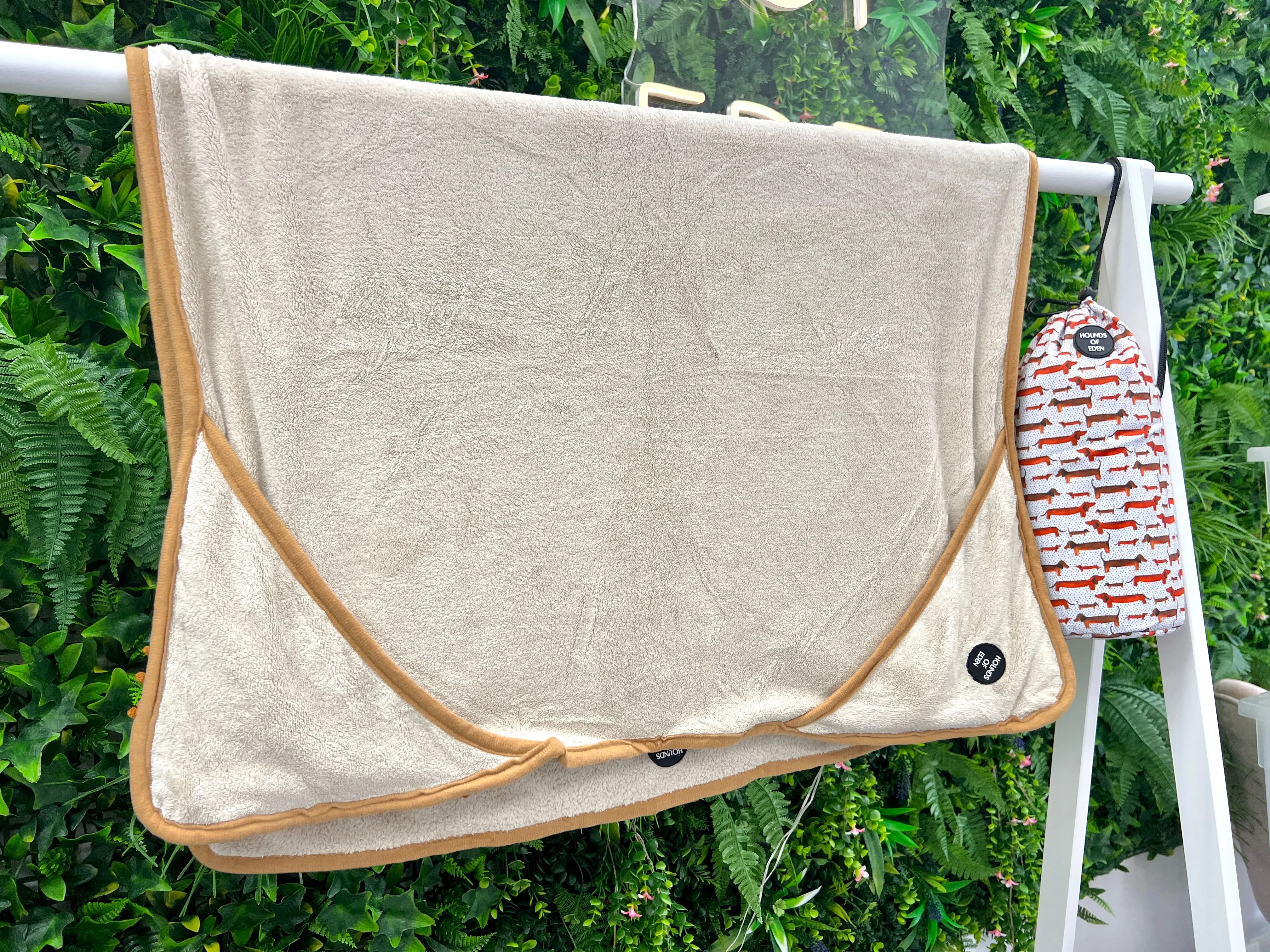 Sizzlin' Sausages - Dog Towel   Carry Bag